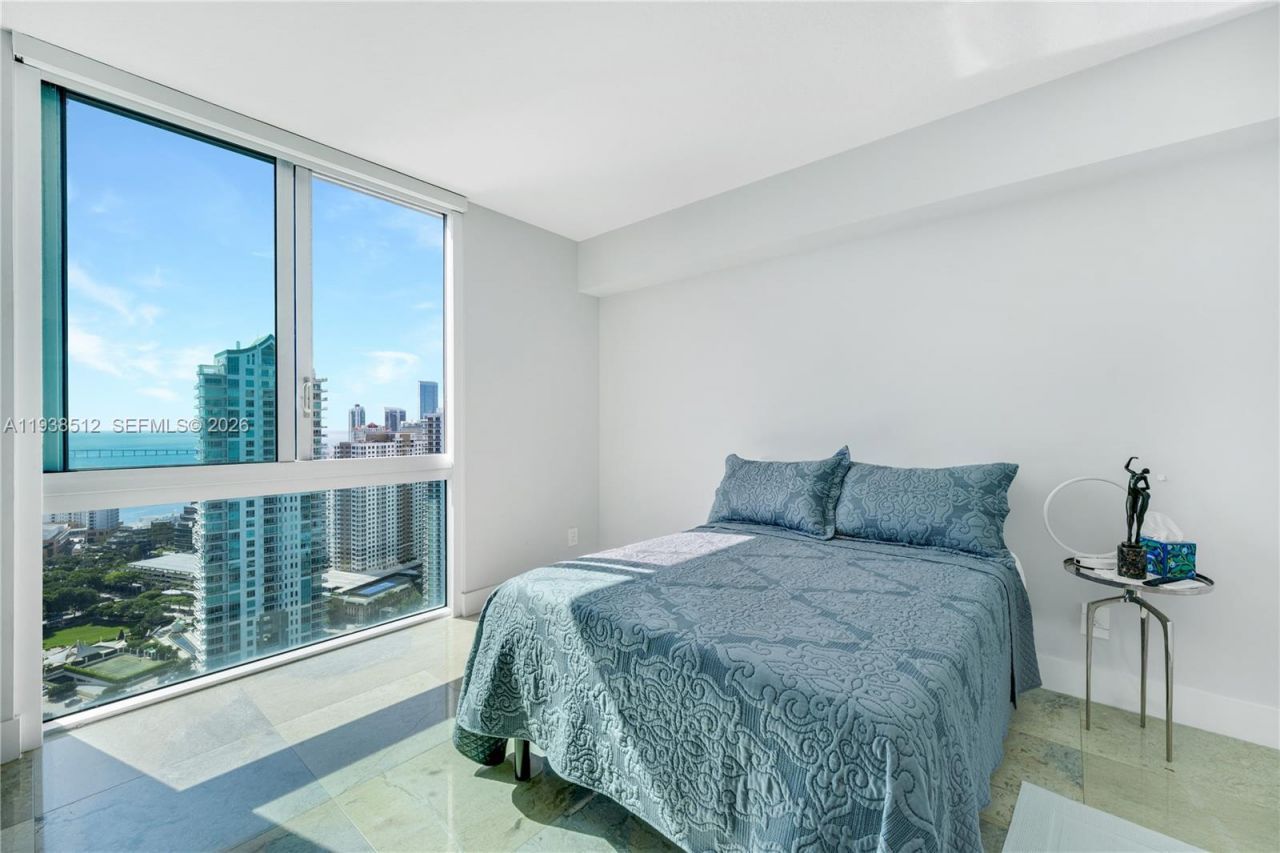 335 S Biscayne Blvd , Unit 3909, Miami, FL 33131 Photo