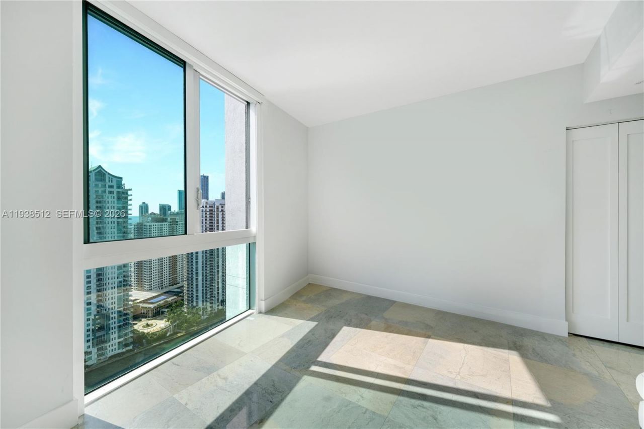 335 S Biscayne Blvd , Unit 3909, Miami, FL 33131 Photo