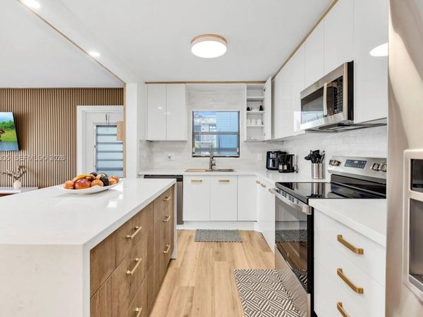 502 Osprey Dr, Unit 19B, Delray Beach, FL 33444