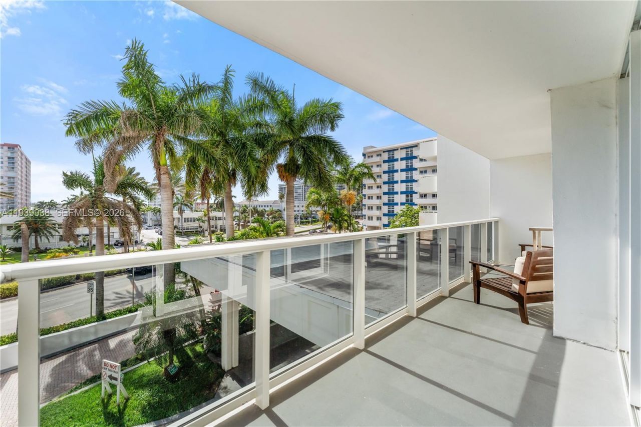 3140 S Ocean Dr, Unit 212, Hallandale Beach, FL 33009 Photo