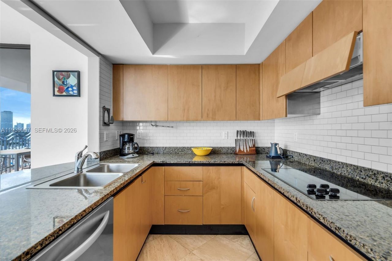 1500 Ocean Dr, Unit 1202, Miami Beach, FL 33139 Photo