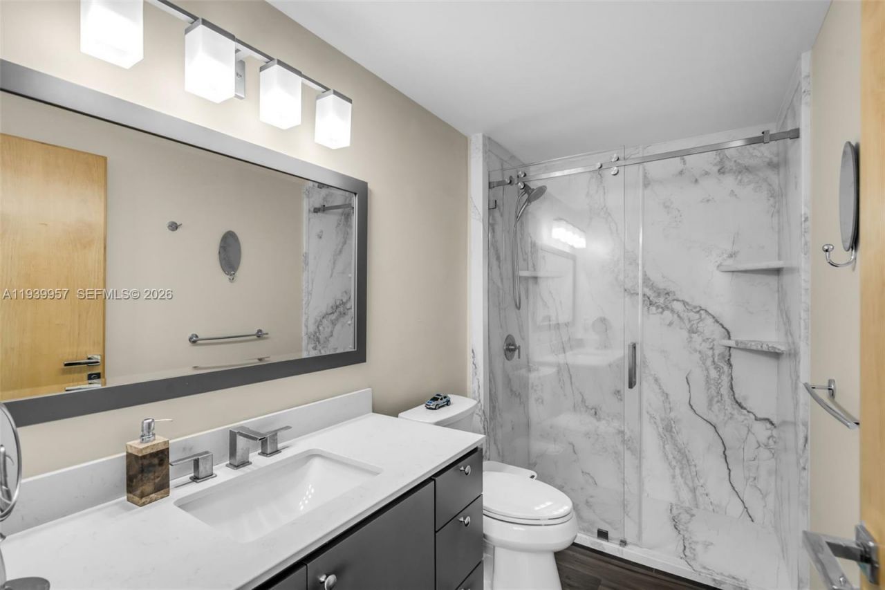 1500 Ocean Dr, Unit 1202, Miami Beach, FL 33139 Photo