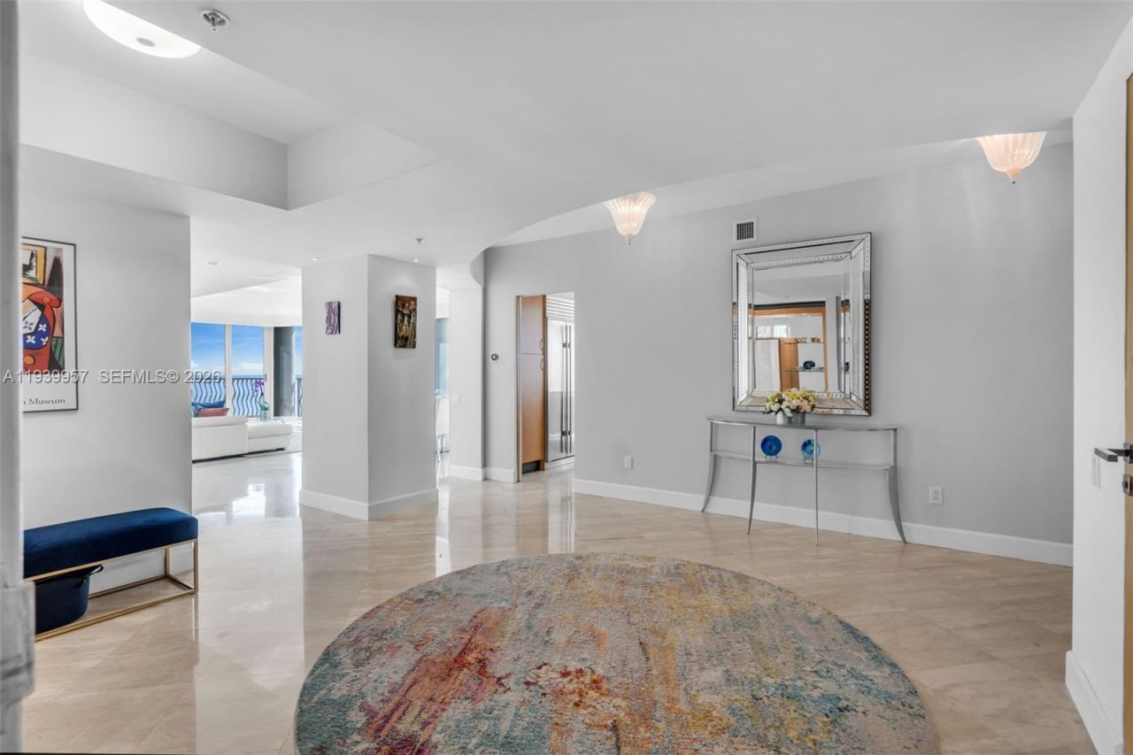 1500 Ocean Dr, Unit 1202, Miami Beach, FL 33139 Photo