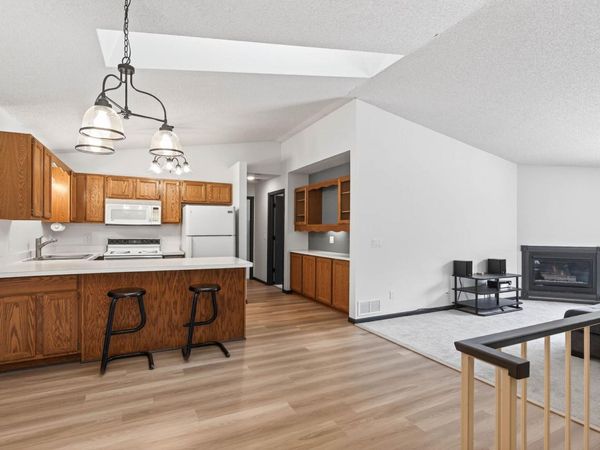 14025 44th Place N, Unit 4, Plymouth, MN 55446