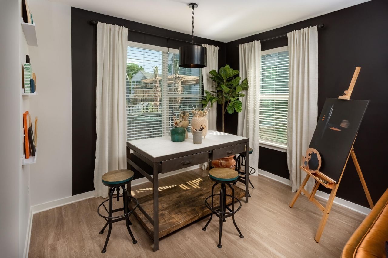 2403 Mall Drive Photo 21