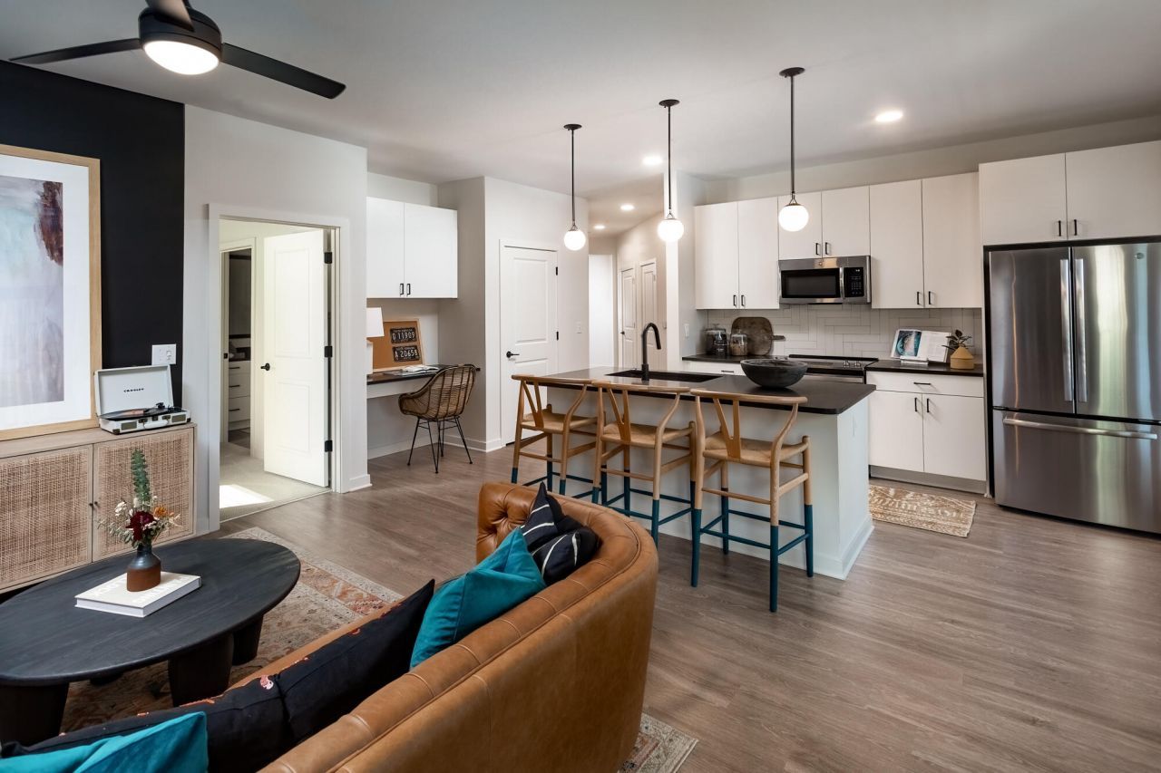 2403 Mall Drive Photo 23