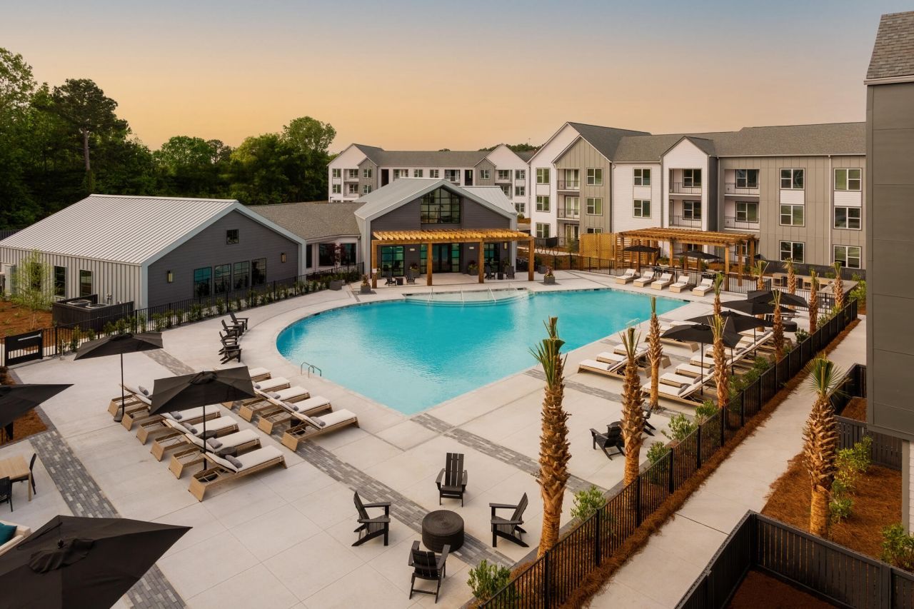 2403 Mall Drive Photo 34