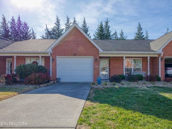 2917 Dominion Drive, Maryville, TN 37803