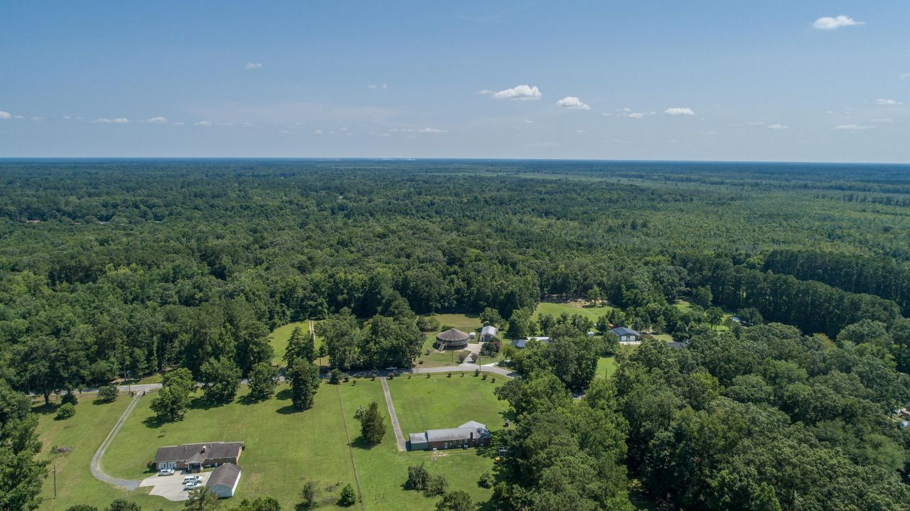 395 Summerset Lane  Photo 37