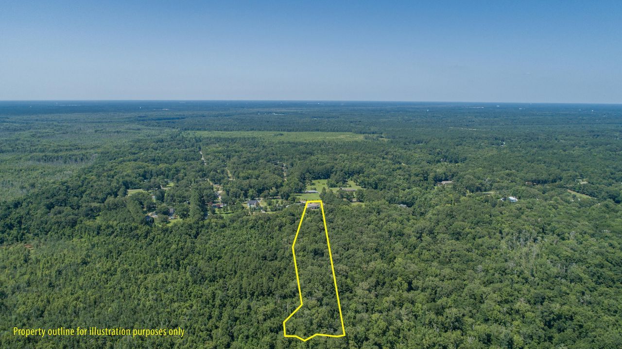 395 Summerset Lane  Photo 4