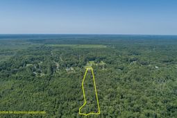 395 Summerset Lane  photo 4