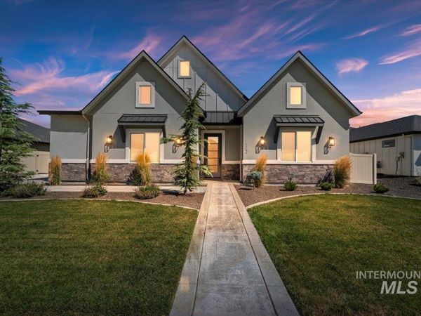 1962 N Argyll Ave, Middleton, ID 83644