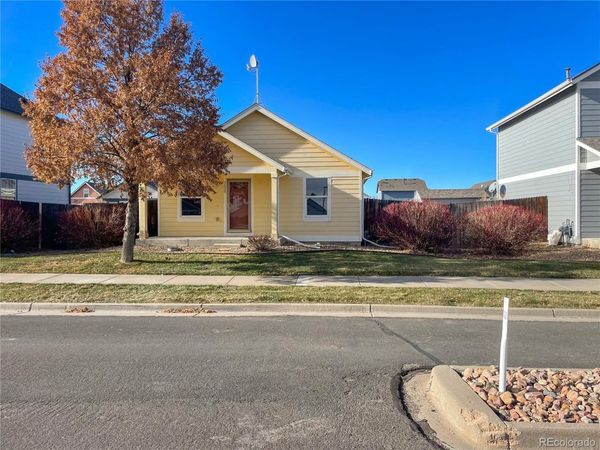 3029 Renshaw Street , Strasburg, CO 80136