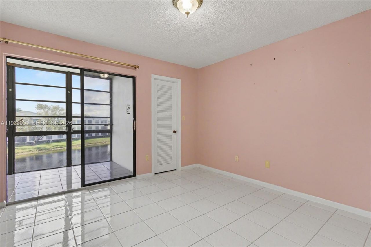 7552 Ashmont Cir, Unit 310, Tamarac, FL 33321 Photo