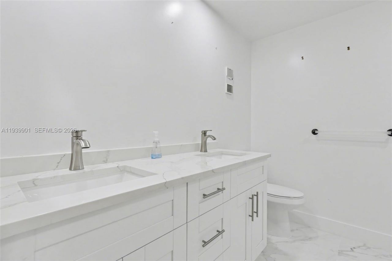 7552 Ashmont Cir, Unit 310, Tamarac, FL 33321 Photo