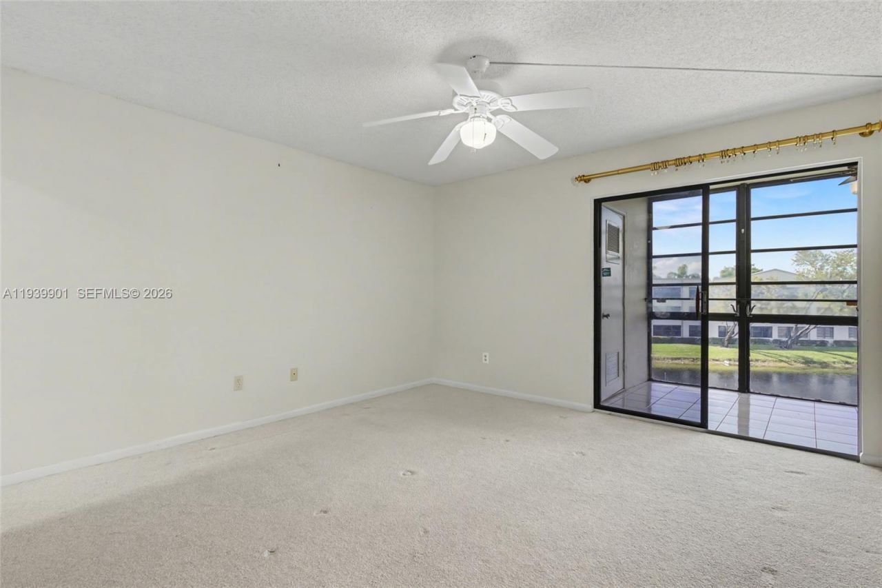 7552 Ashmont Cir, Unit 310, Tamarac, FL 33321 Photo