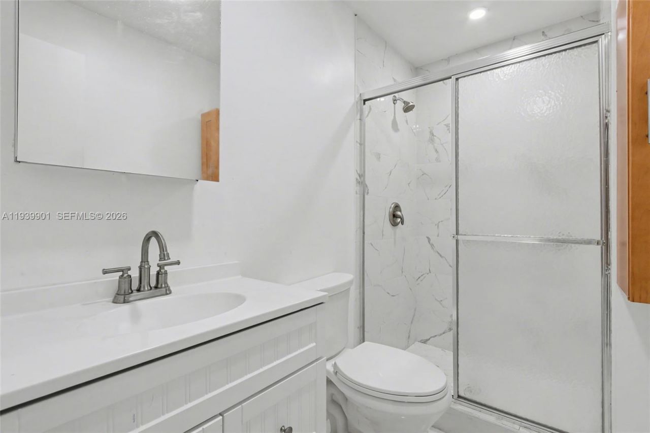 7552 Ashmont Cir, Unit 310, Tamarac, FL 33321 Photo