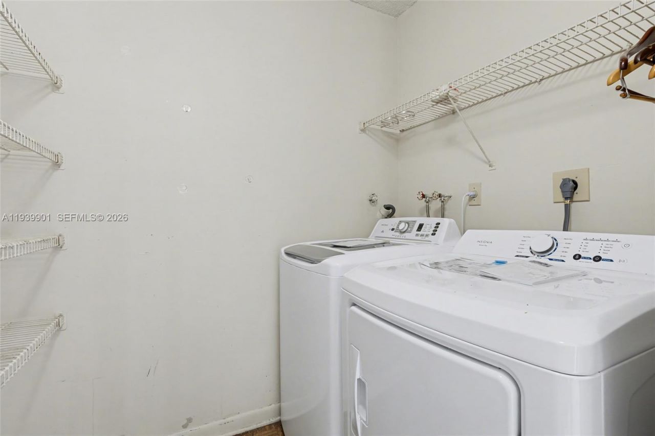 7552 Ashmont Cir, Unit 310, Tamarac, FL 33321 Photo