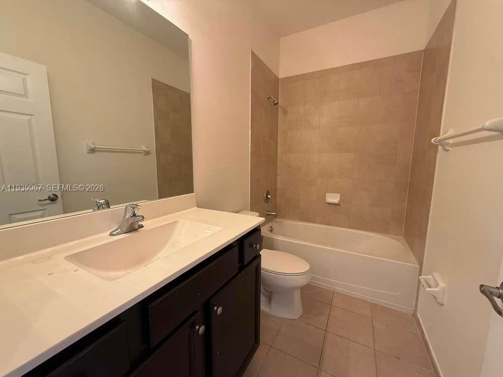 320 SE 37th Ter, Unit 320, Homestead, FL 33033 Photo