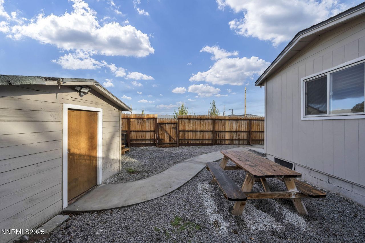 459 Field Street, Sparks, NV 89431 Photo