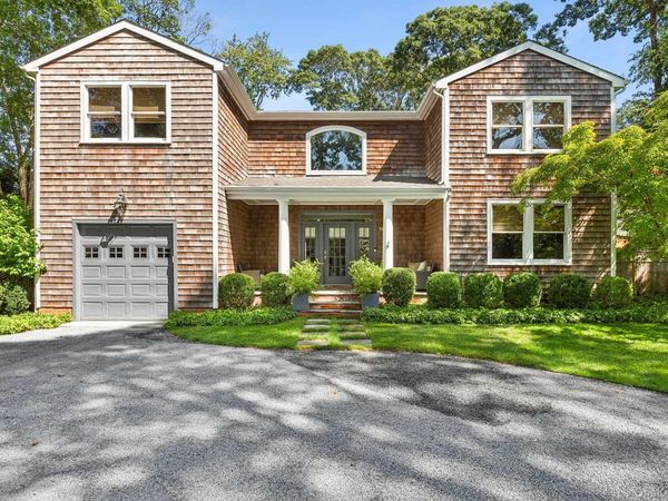 10 Bay View Road N, Southampton, NY 11968