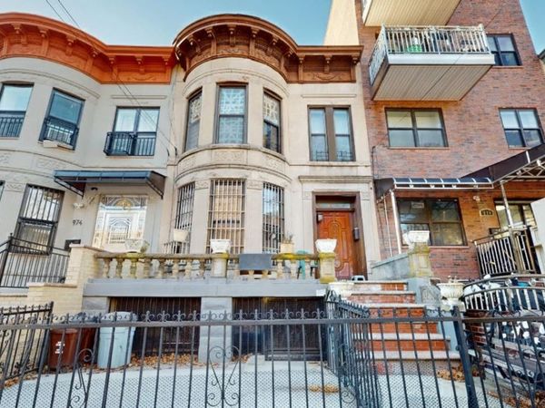 972 52nd Street, Brooklyn, NY 11219