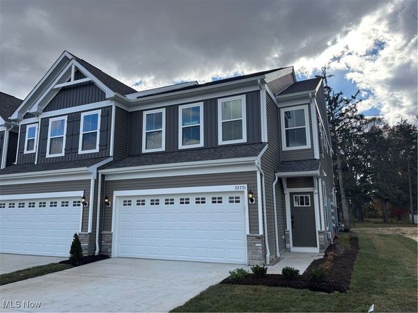 32731 Sandridge Run, Avon Lake, OH 44012