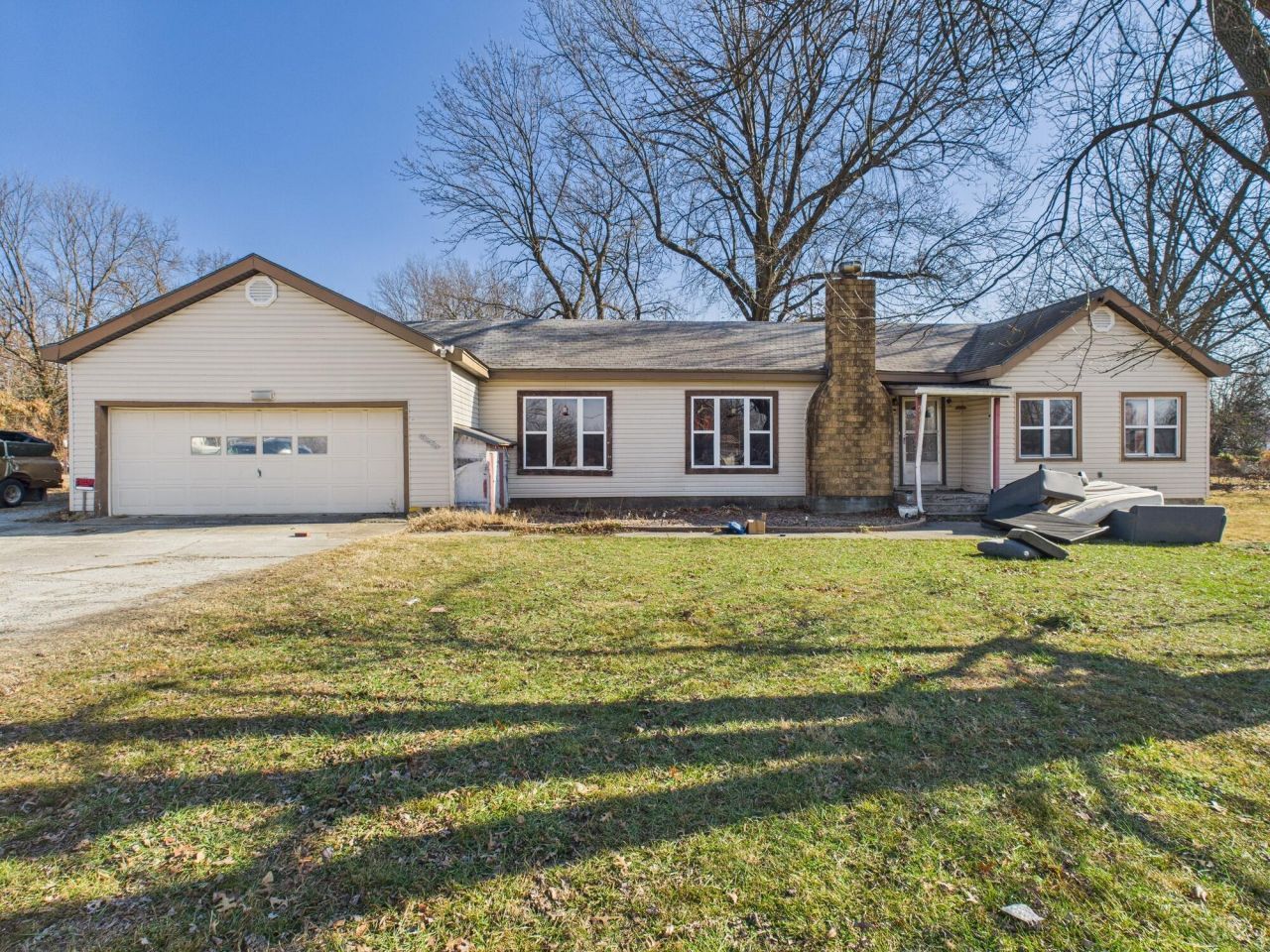 216 N Mickey Mantle Boulevard, Commerce, OK 74339 Main Photo