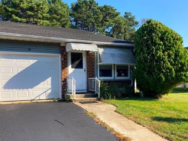 6 B Ardmore St, Manchester, NJ 08759