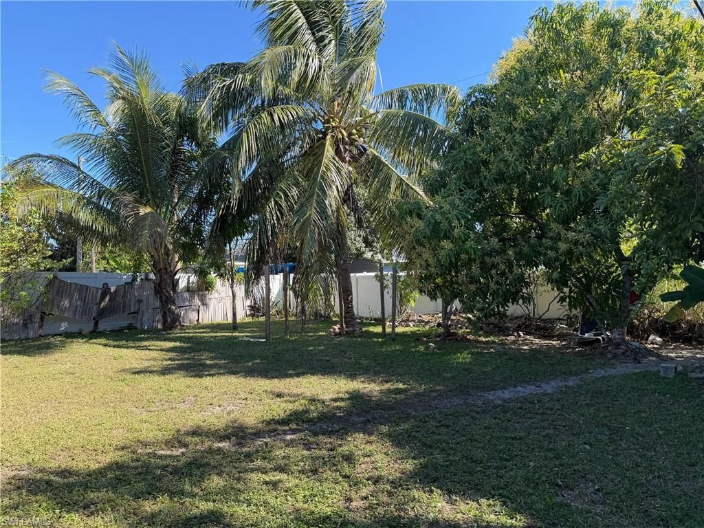 5370 Holland St, Naples, FL 34113 Photo