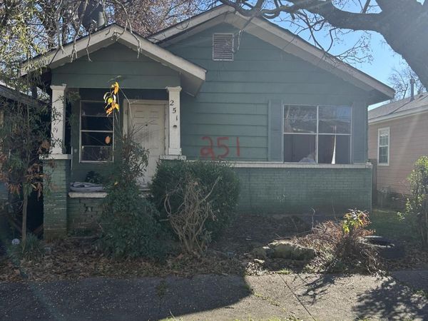 251 Ash Street, Jackson, MS 39202