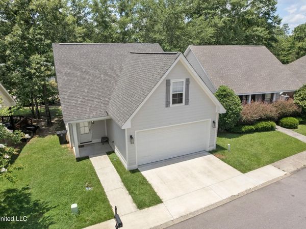 46 Bridgefield Court, Hattiesburg, MS 39402