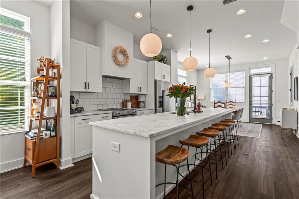 1221 Oxley Place Nw, Atlanta, GA 30307 Main Photo