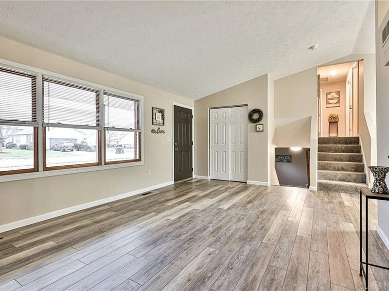 143 Westrock Farm Drive, Englewood, OH 45322 Photo 10