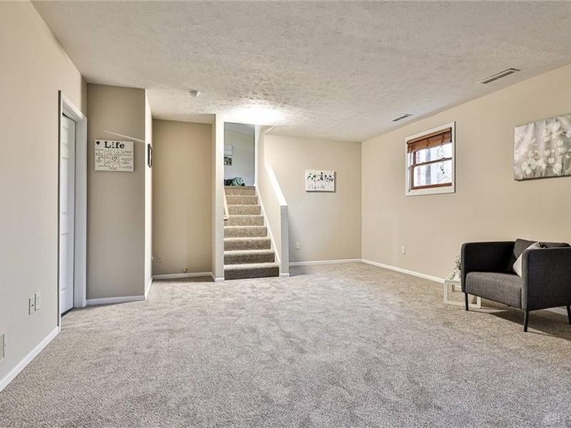 143 Westrock Farm Drive, Englewood, OH 45322 Photo 33