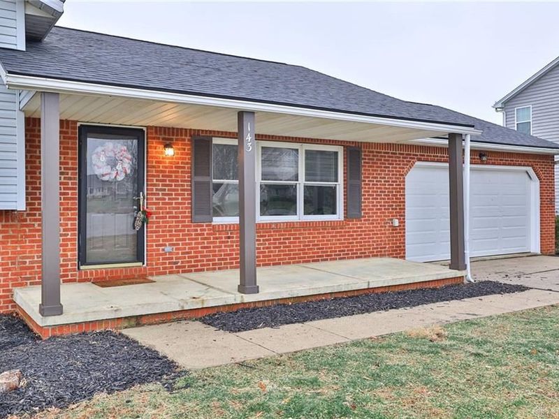 143 Westrock Farm Drive, Englewood, OH 45322 Photo 4