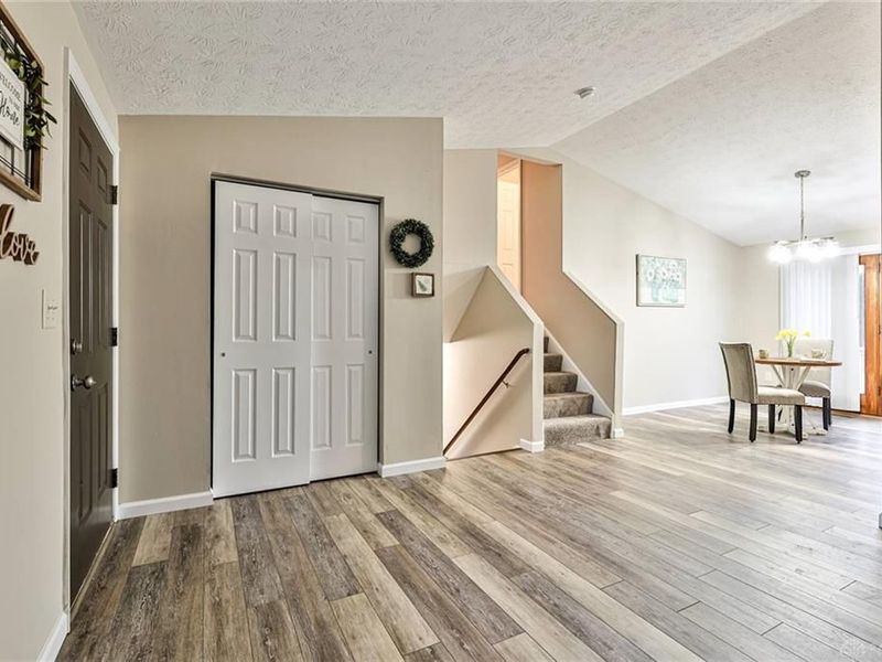 143 Westrock Farm Drive, Englewood, OH 45322 Photo 5