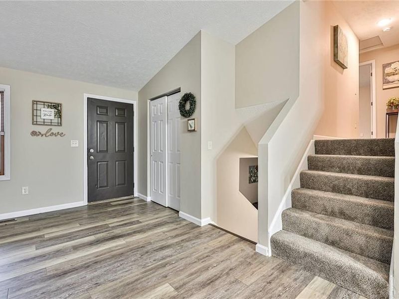 143 Westrock Farm Drive, Englewood, OH 45322 Photo 6