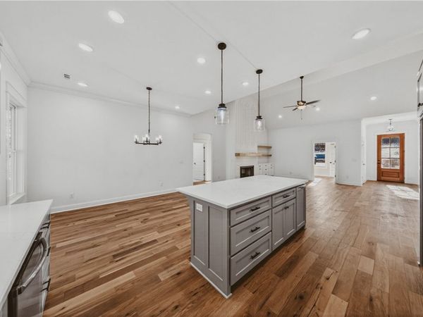 38 Rockhill Lane, Bella Vista, AR 72715