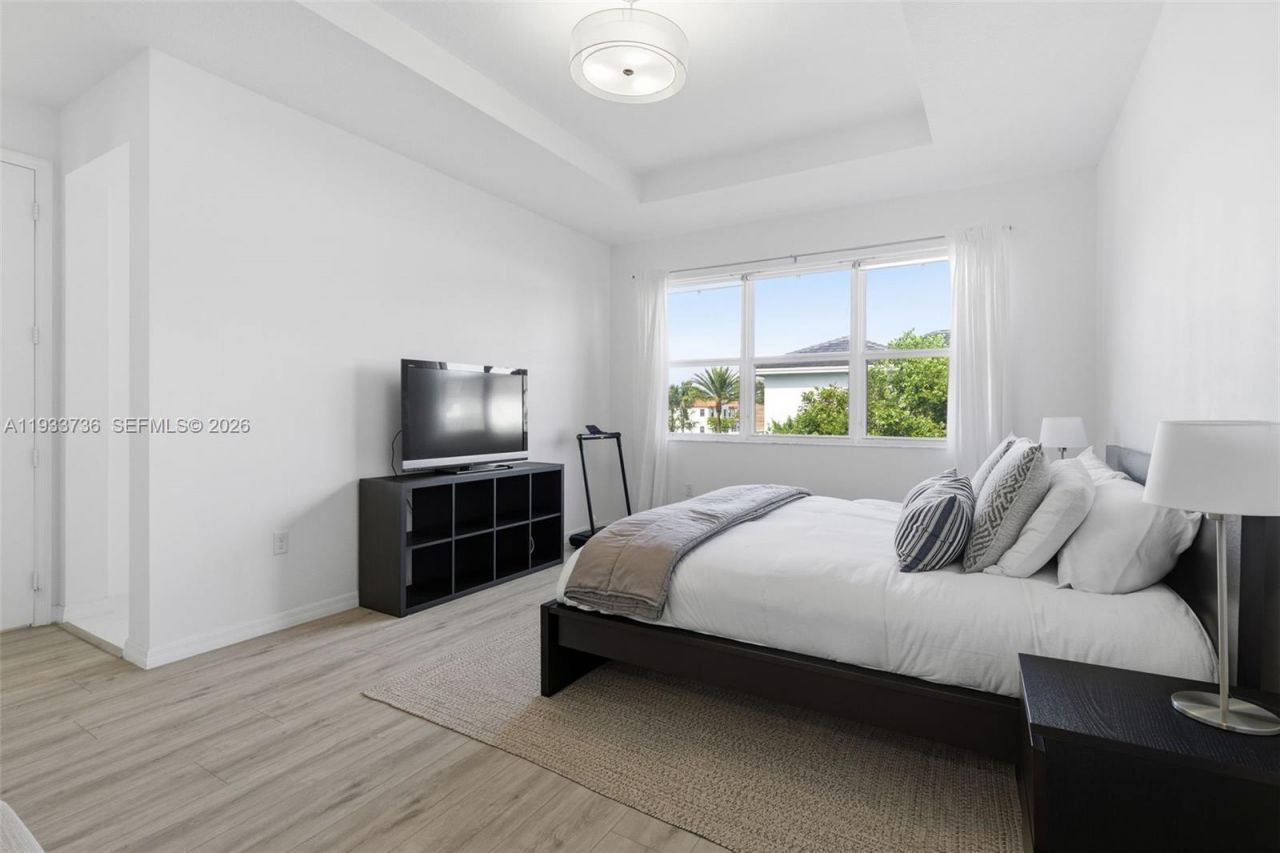 15293 SW 176th Ter, Unit 15293, Miami, FL 33187 Photo