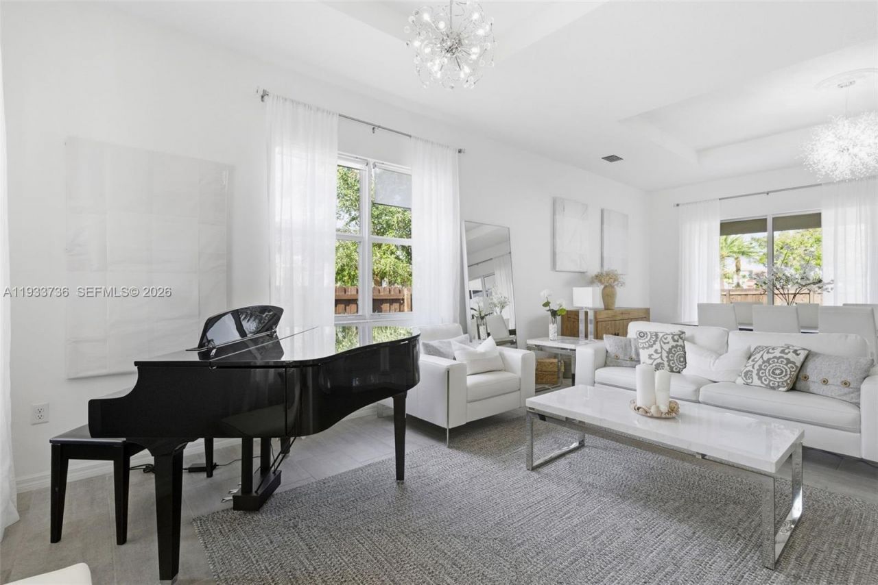 15293 SW 176th Ter, Unit 15293, Miami, FL 33187 Photo