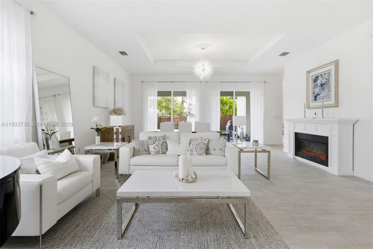 15293 SW 176th Ter, Unit 15293, Miami, FL 33187 Photo