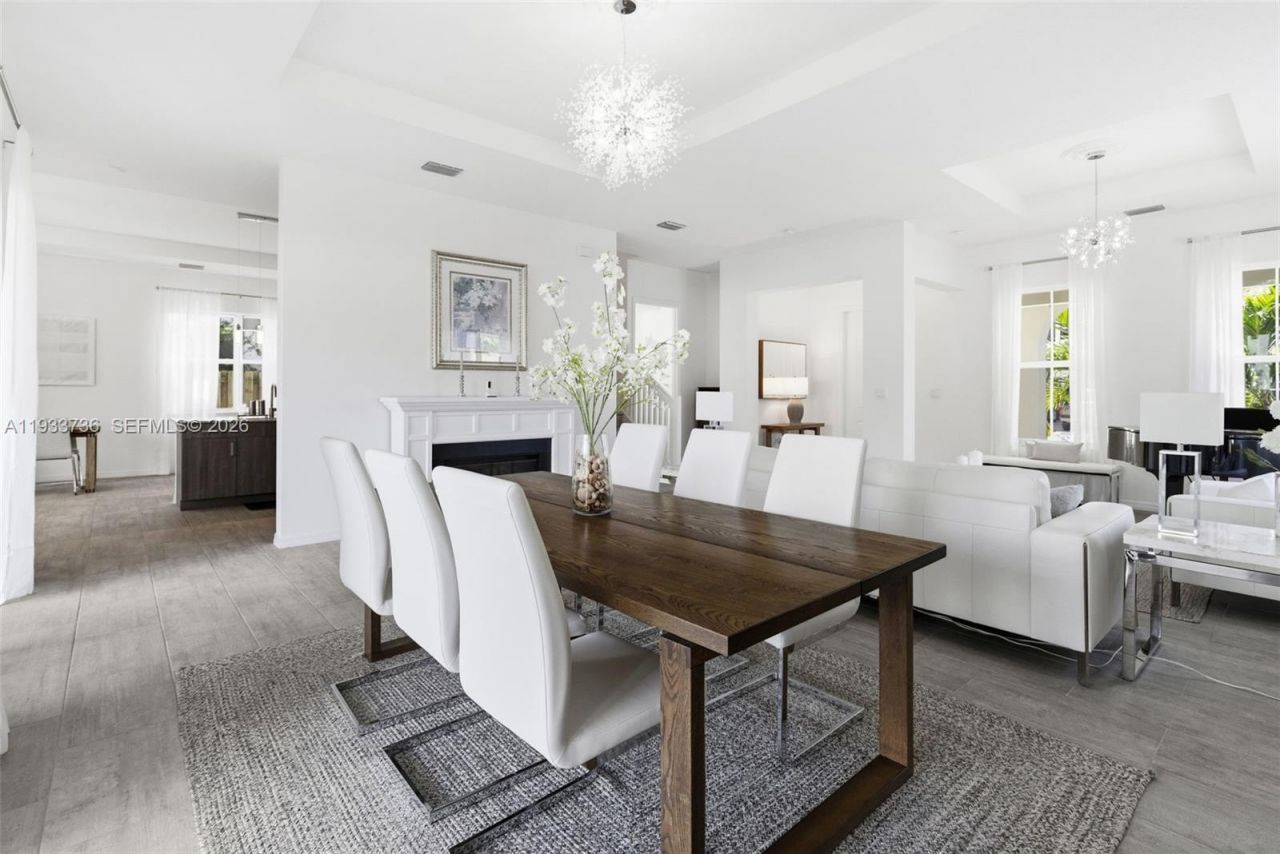 15293 SW 176th Ter, Unit 15293, Miami, FL 33187 Photo