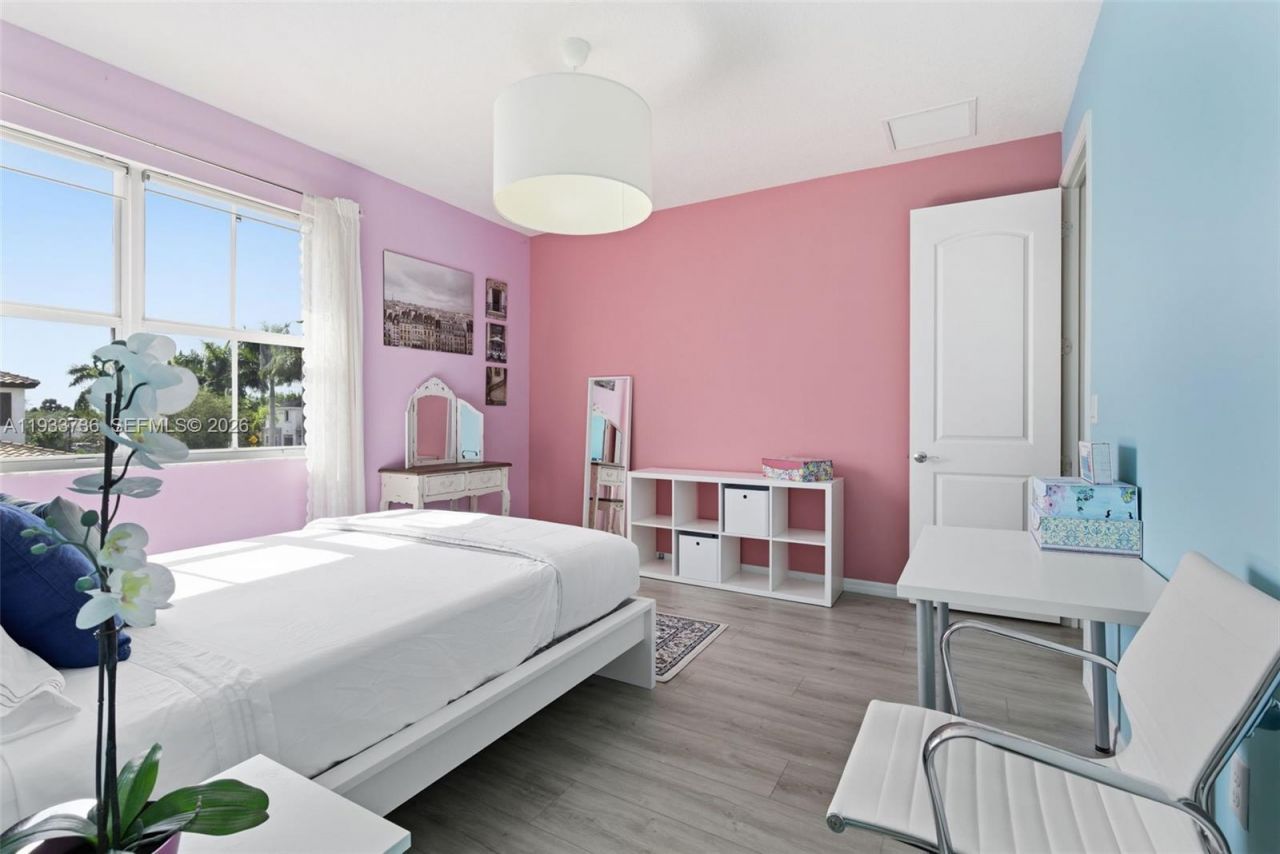 15293 SW 176th Ter, Unit 15293, Miami, FL 33187 Photo