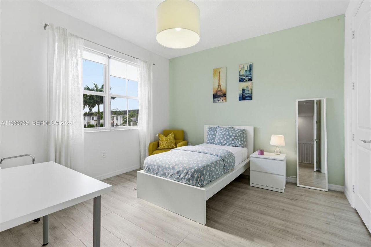 15293 SW 176th Ter, Unit 15293, Miami, FL 33187 Photo