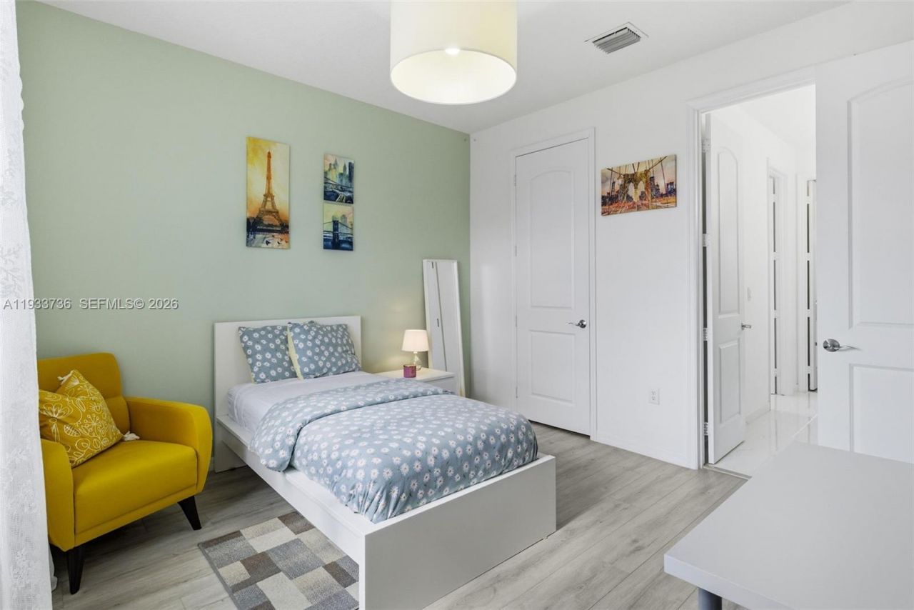 15293 SW 176th Ter, Unit 15293, Miami, FL 33187 Photo