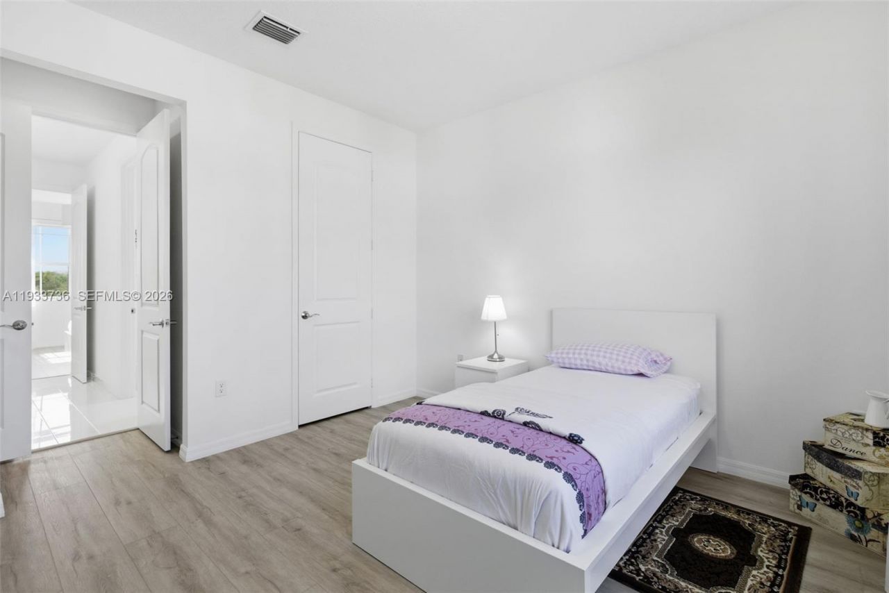 15293 SW 176th Ter, Unit 15293, Miami, FL 33187 Photo