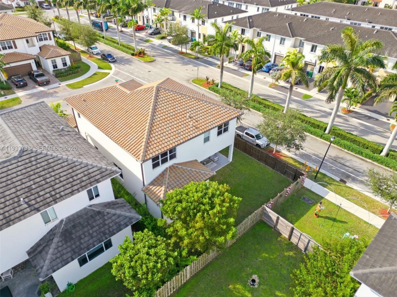 15293 SW 176th Ter, Unit 15293, Miami, FL 33187 Photo