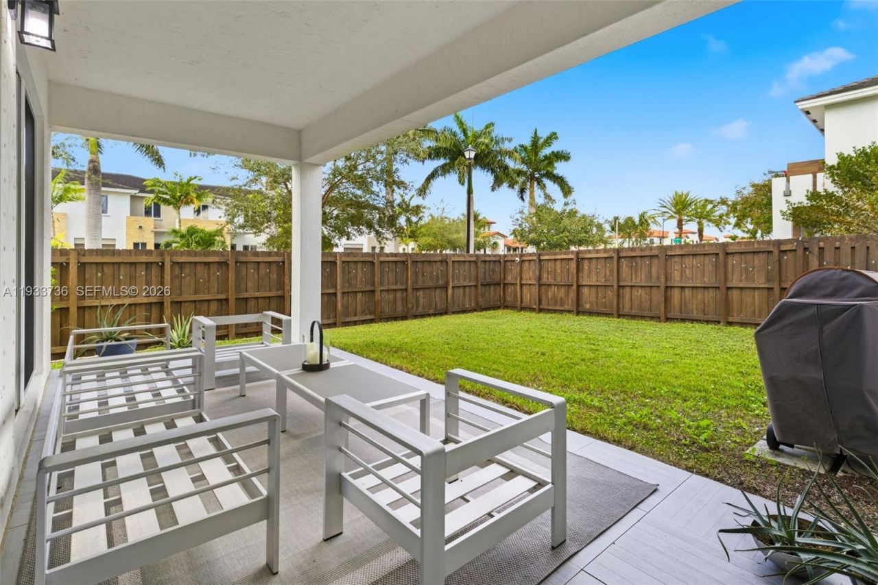 15293 SW 176th Ter, Unit 15293, Miami, FL 33187 Photo