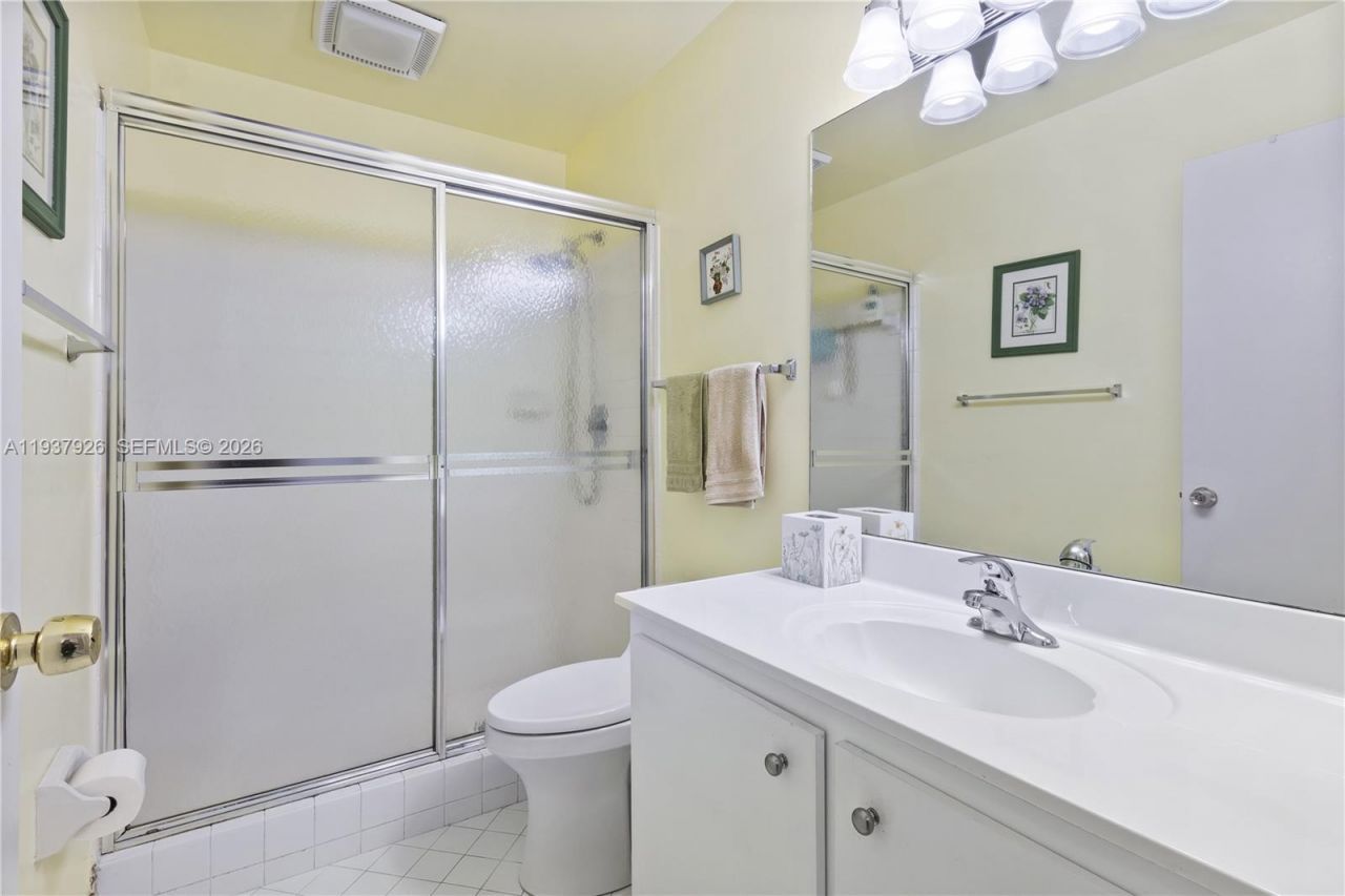 10114 Costa Del Sol Blvd, Unit G-60, Doral, FL 33178 Photo